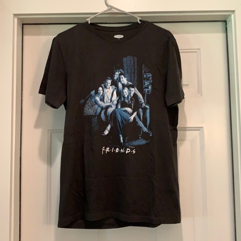 OLD NAVY graphic tee size M